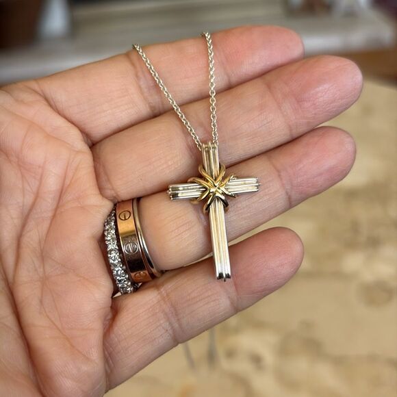 Tiffany & Co. 750 18K Gold & Sterling Silver Signature Cross Retired Rare - Picture 5 of 12